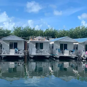 Aqua At Hurricane Hole Marina 3*, Stock Island USA