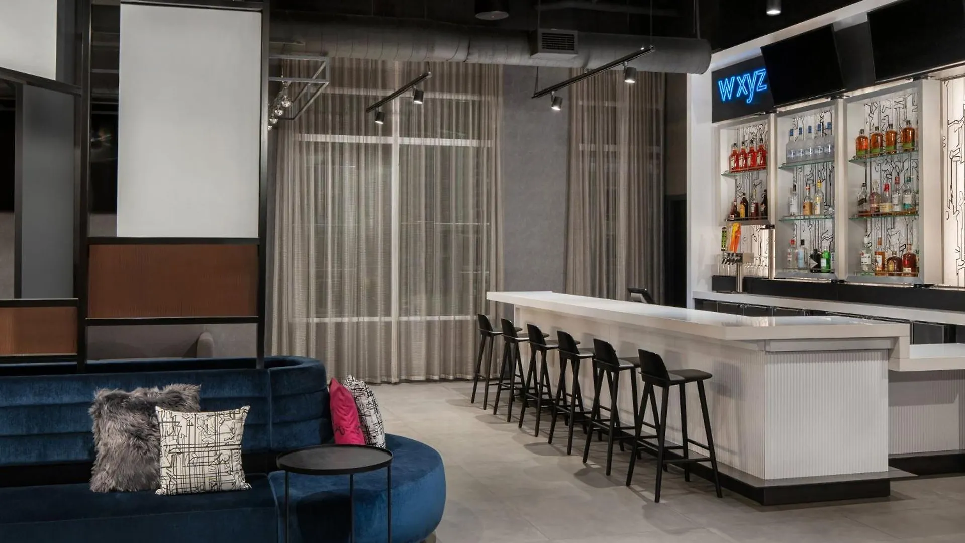 Отель Aloft Tampa Midtown